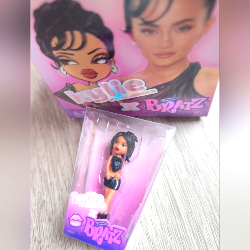 🆕Bratz Mini Kyle w Blk Outfit NIP